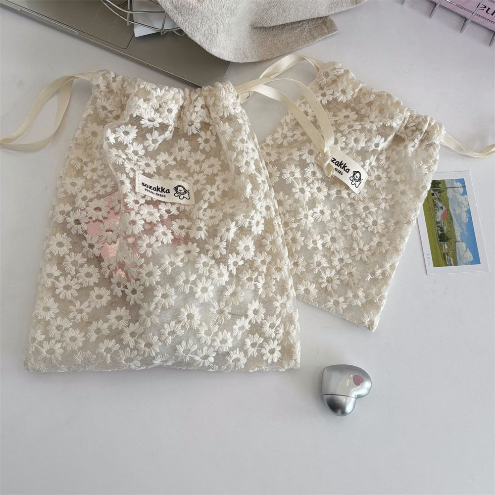 Lace Embroidered Daisy Mesh Dr - đánh giá và giá Travel Accessories Box